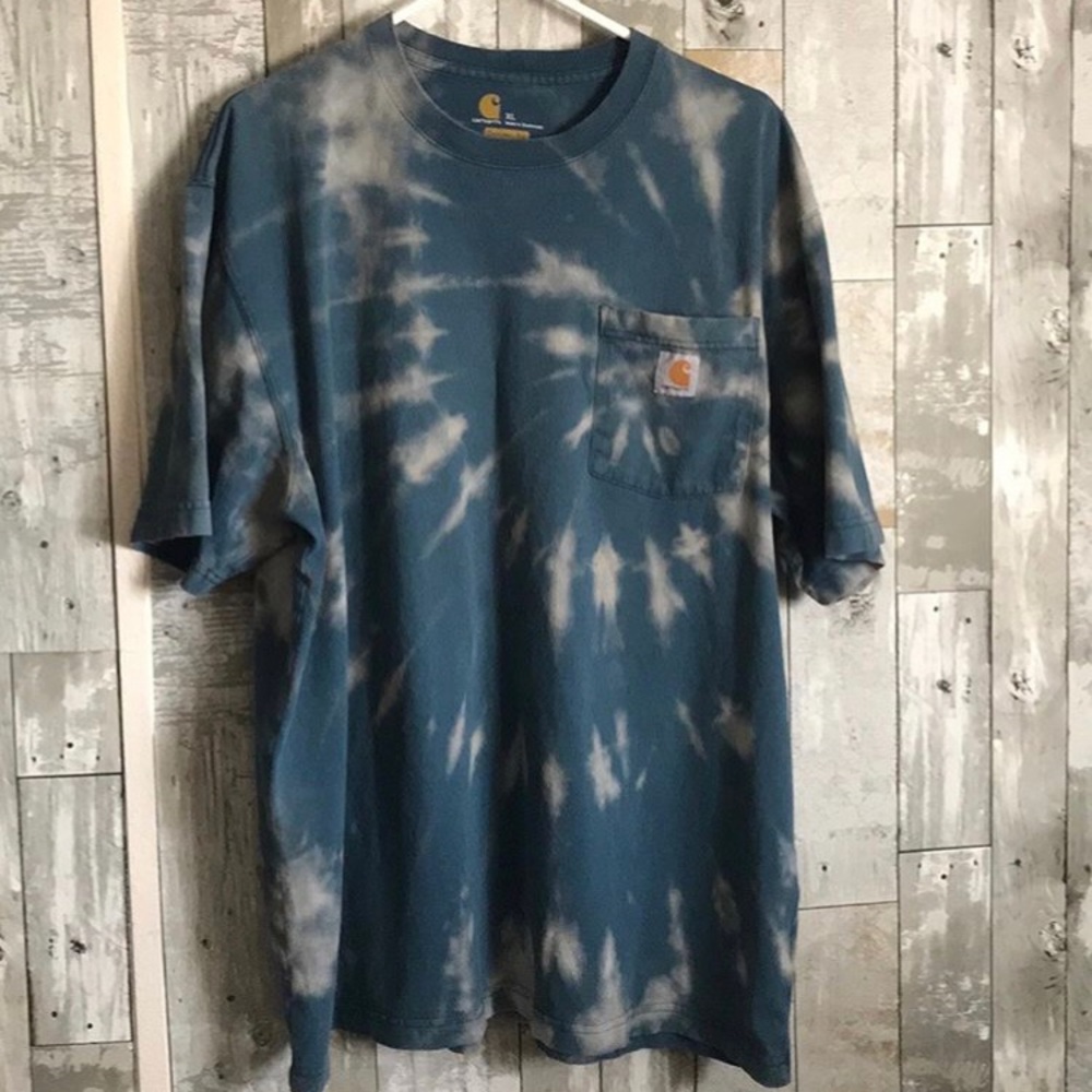 Costume tie-dye carharrt T